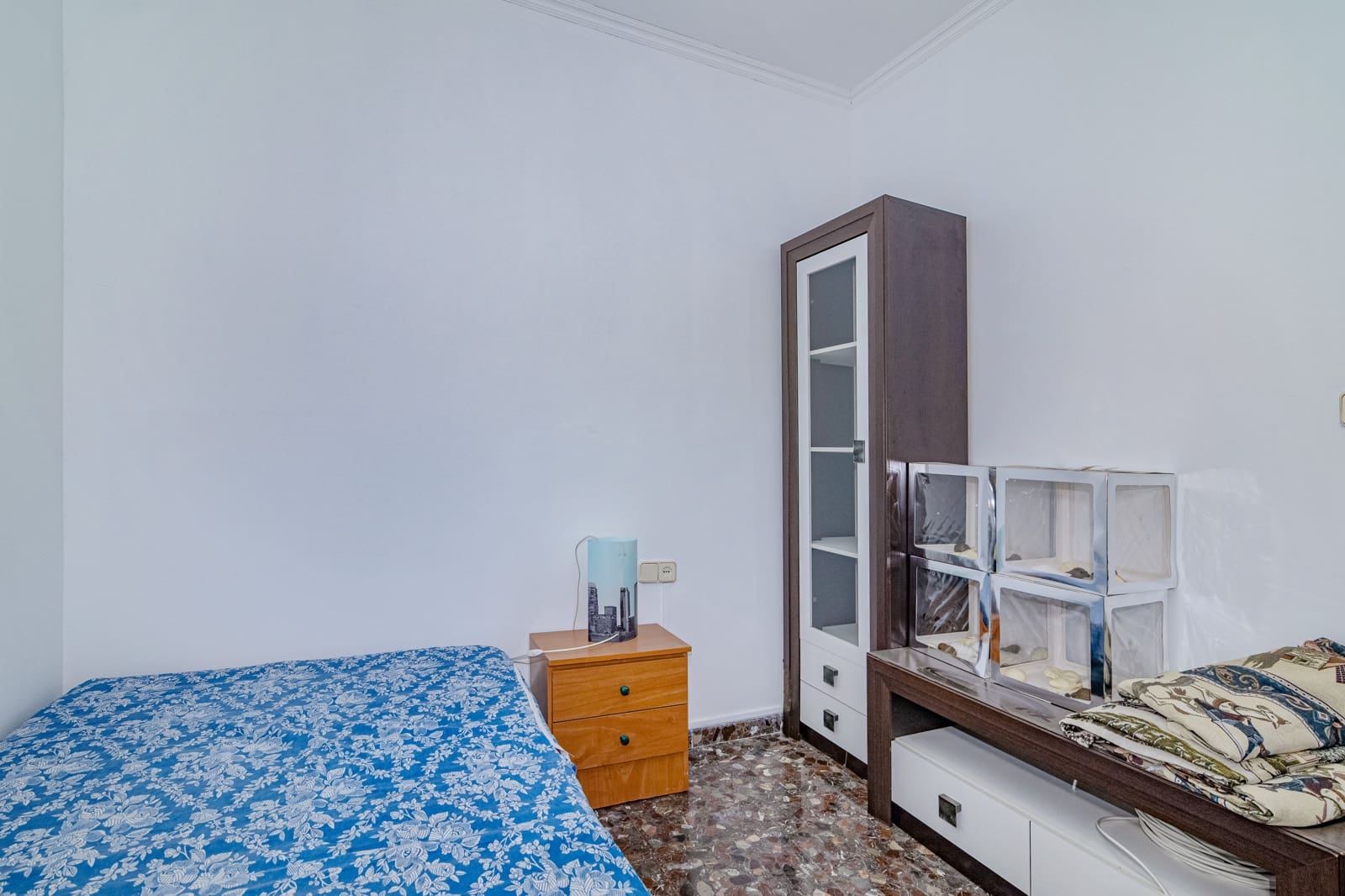 5 slaapkamer Rijtjeshuis te koop in Granada stad met garage - € 449.900 (Ref: 9470641)