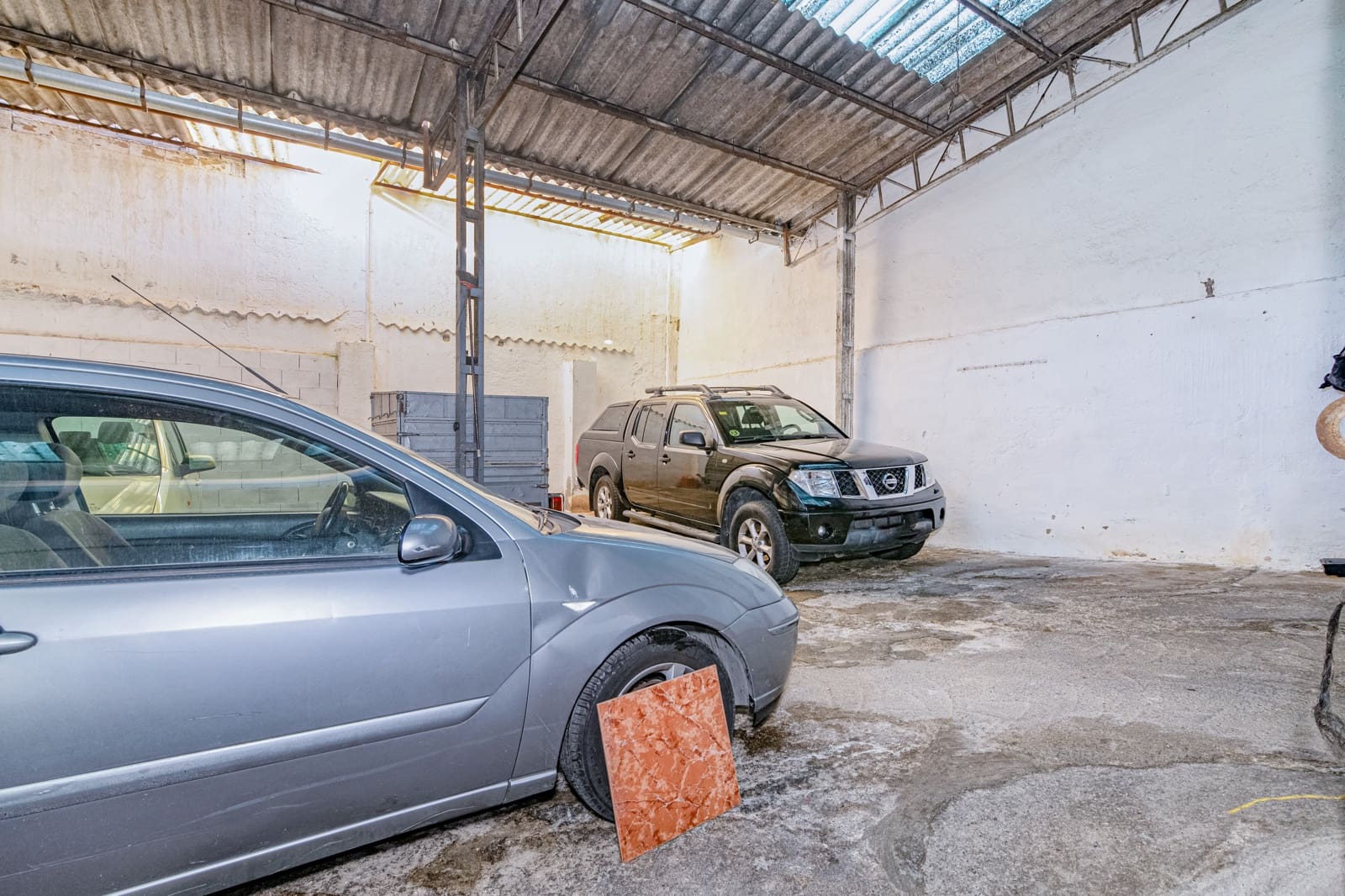 5 slaapkamer Rijtjeshuis te koop in Granada stad met garage - € 449.900 (Ref: 9470641)