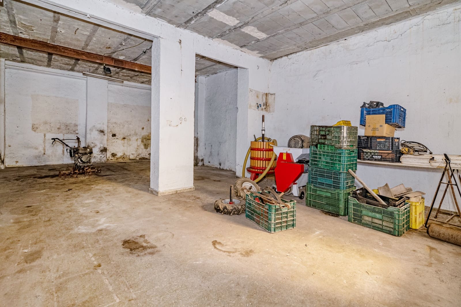 5 slaapkamer Rijtjeshuis te koop in Granada stad met garage - € 449.900 (Ref: 9470641)