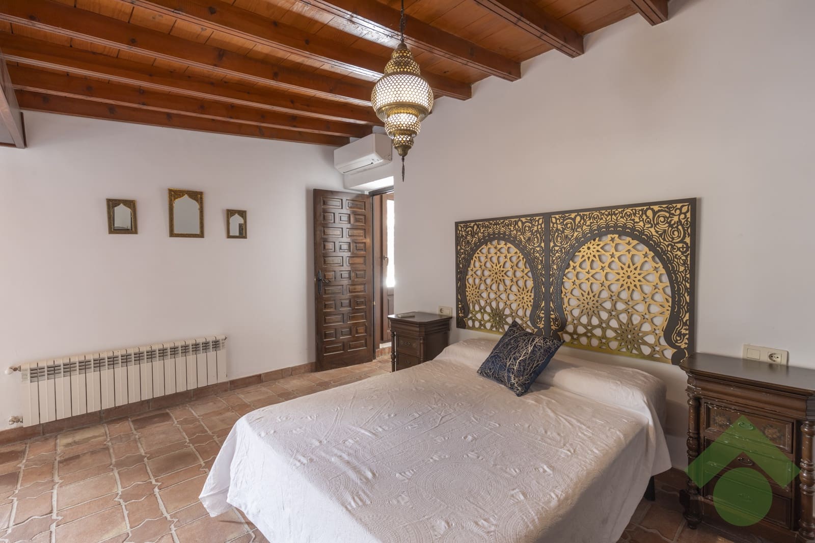 3 bedroom Townhouse for sale in Granada city with pool garage - € 749,900 (Ref: 9506824)