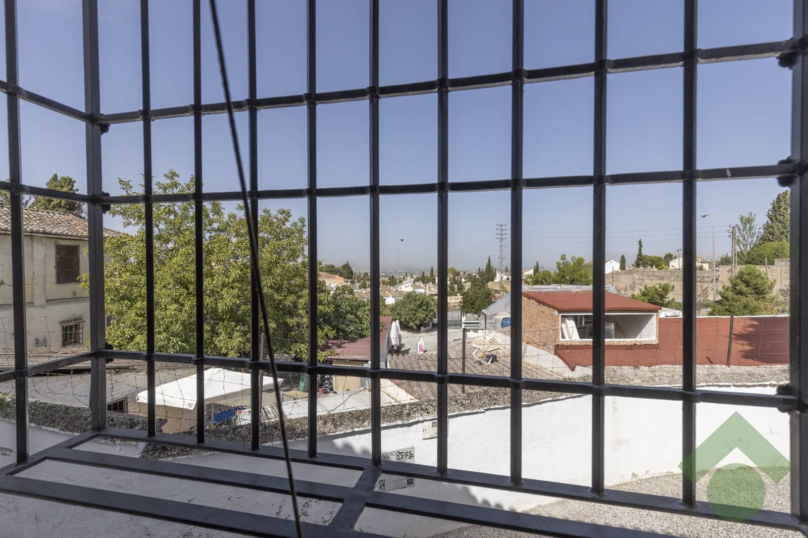 3 bedroom Townhouse for sale in Granada city with pool garage - € 749,900 (Ref: 9506824)