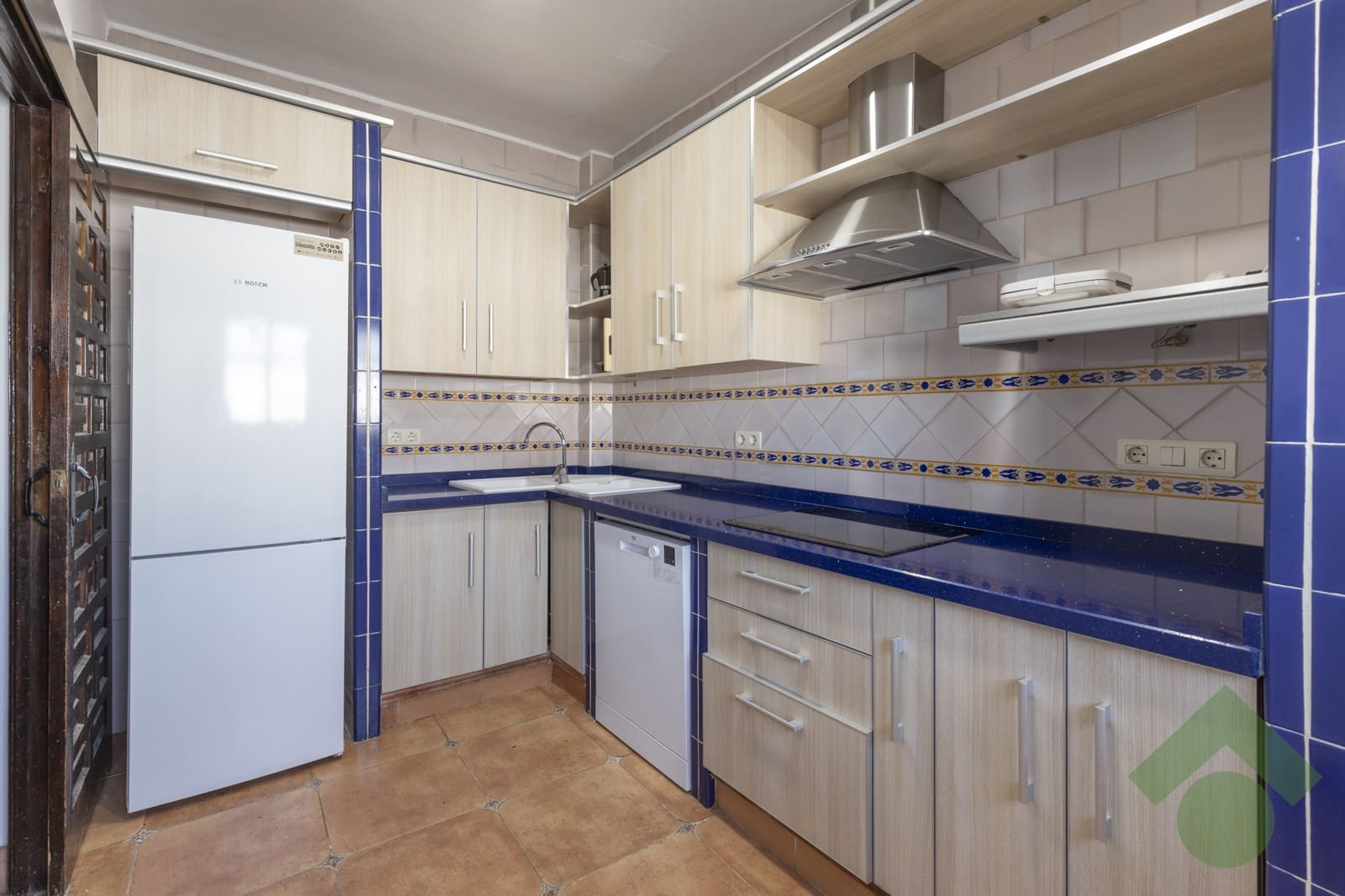 3 bedroom Townhouse for sale in Granada city with pool garage - € 749,900 (Ref: 9506824)