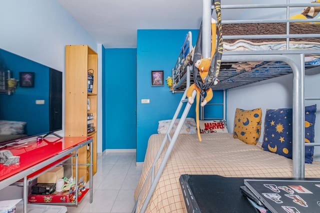 6 bedroom Townhouse for sale in Albaicin, Granada city with pool - € 570,000 (Ref: 9506902)