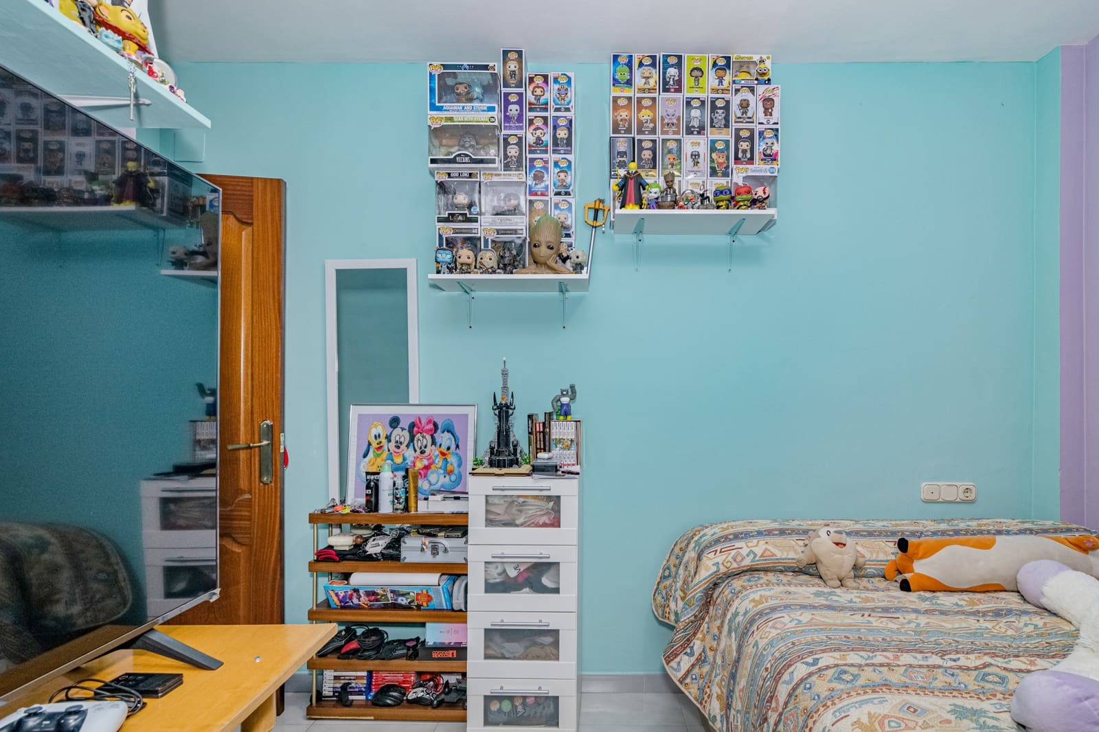 6 bedroom Townhouse for sale in Granada city with pool - € 570,000 (Ref: 9506902)