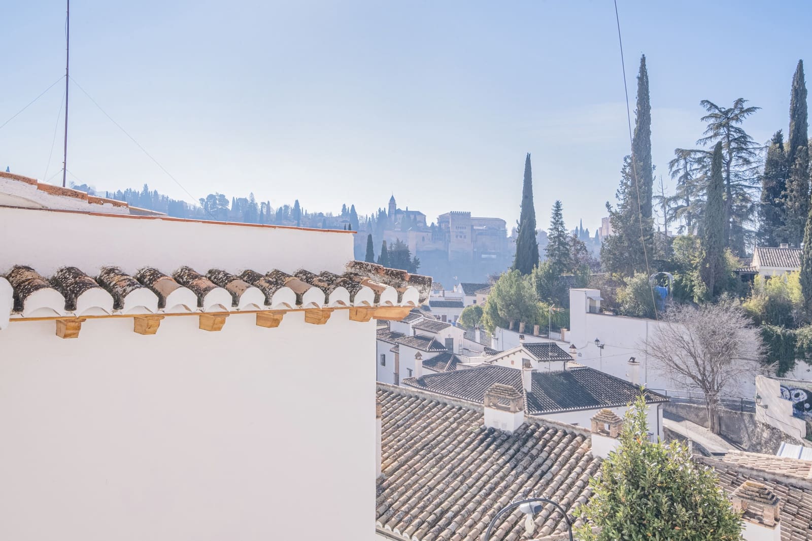 6 bedroom Townhouse for sale in Granada city with pool - € 570,000 (Ref: 9506902)