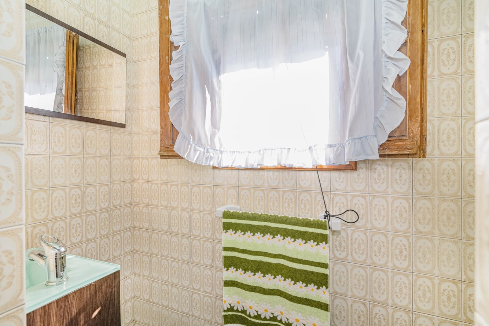 6 bedroom Townhouse for sale in Granada city with pool - € 570,000 (Ref: 9506902)