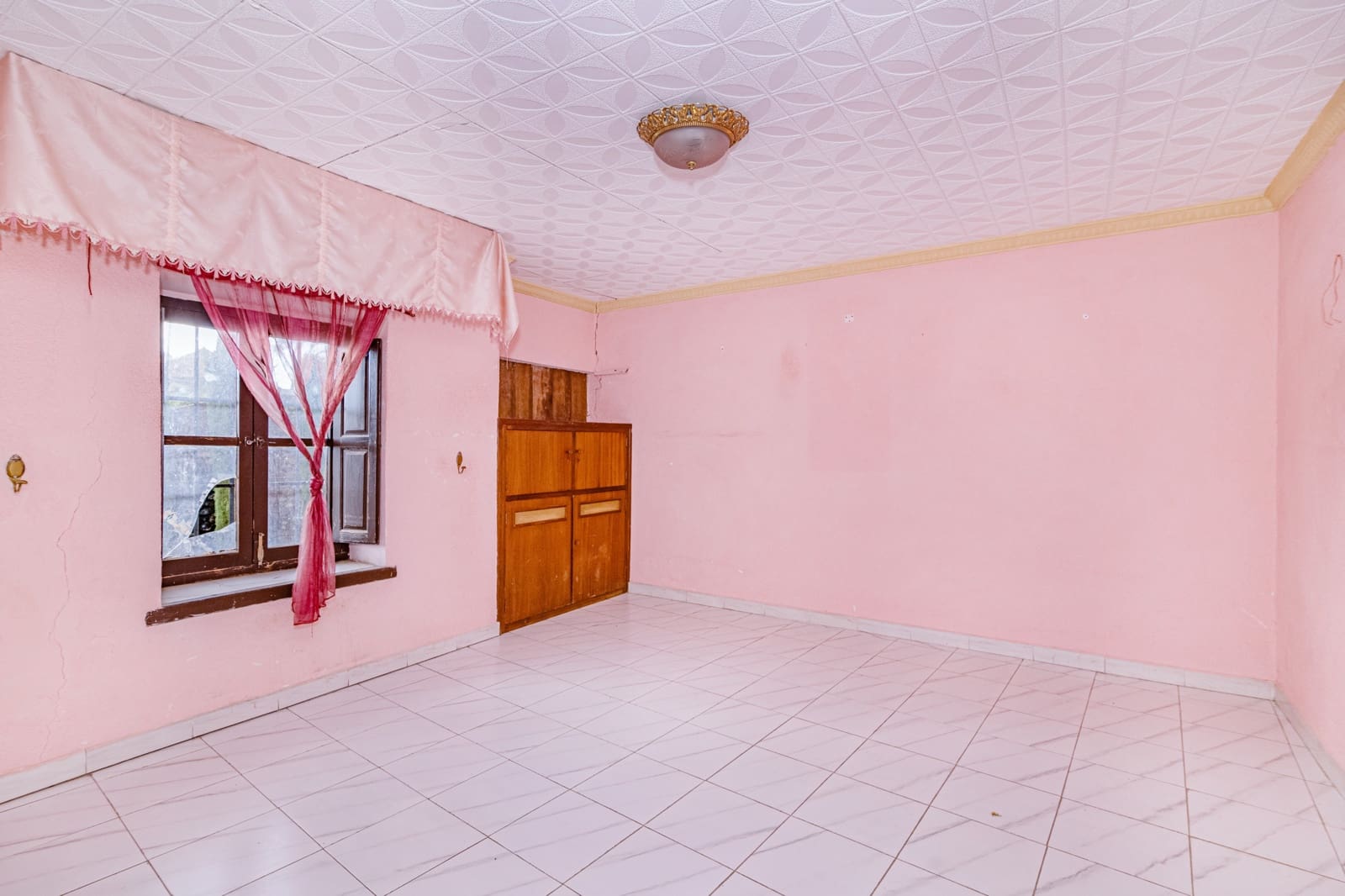 Townhouse for sale in Granada city - € 1,490,000 (Ref: 9566695)