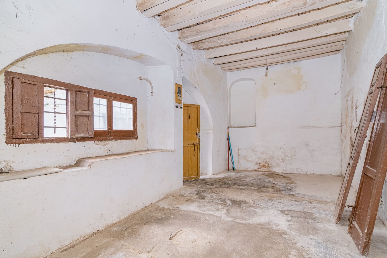 Townhouse for sale in Granada city - € 1,490,000 (Ref: 9566695)