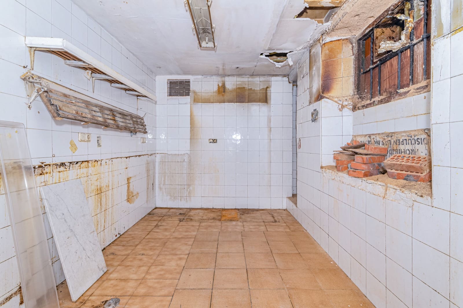 Townhouse for sale in Granada city - € 1,490,000 (Ref: 9566695)