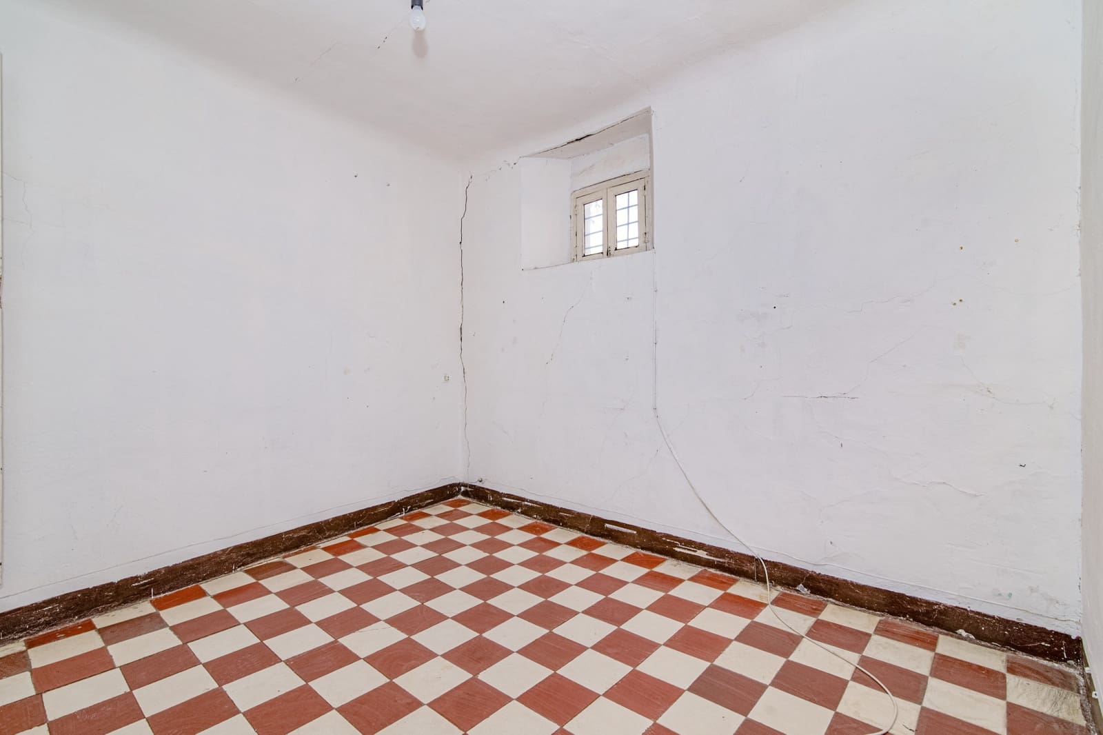 Townhouse for sale in Granada city - € 1,490,000 (Ref: 9566695)