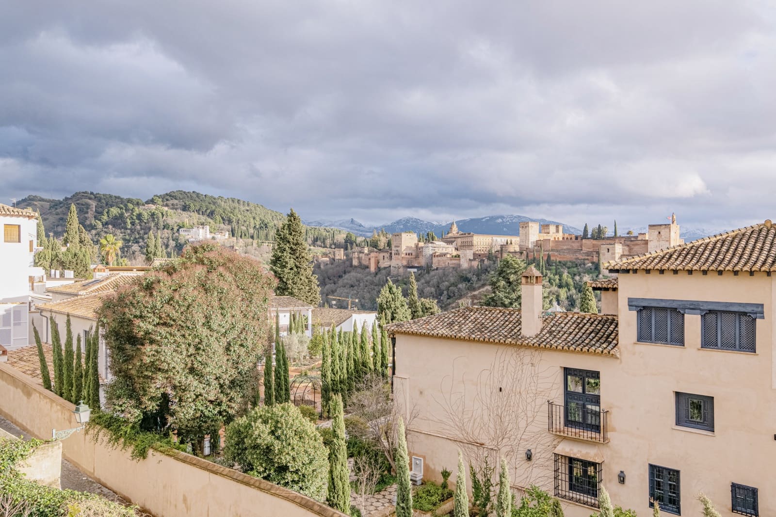 Townhouse for sale in Granada city - € 1,490,000 (Ref: 9566695)