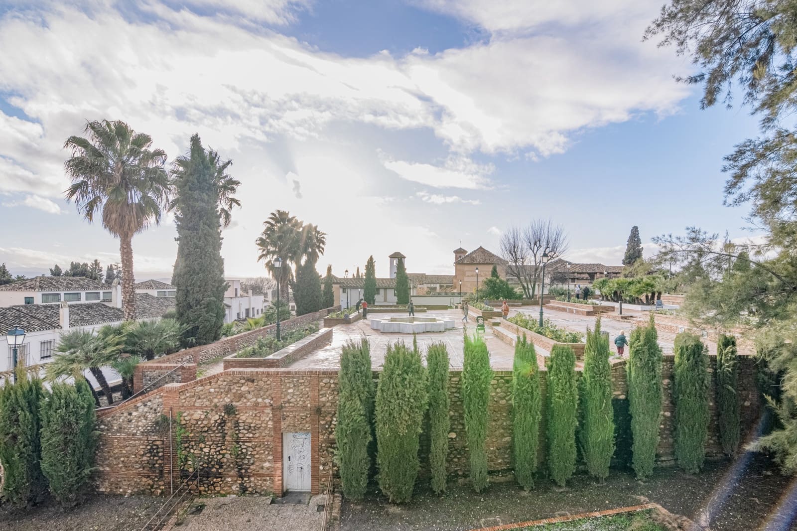 Townhouse for sale in Granada city - € 1,490,000 (Ref: 9566695)