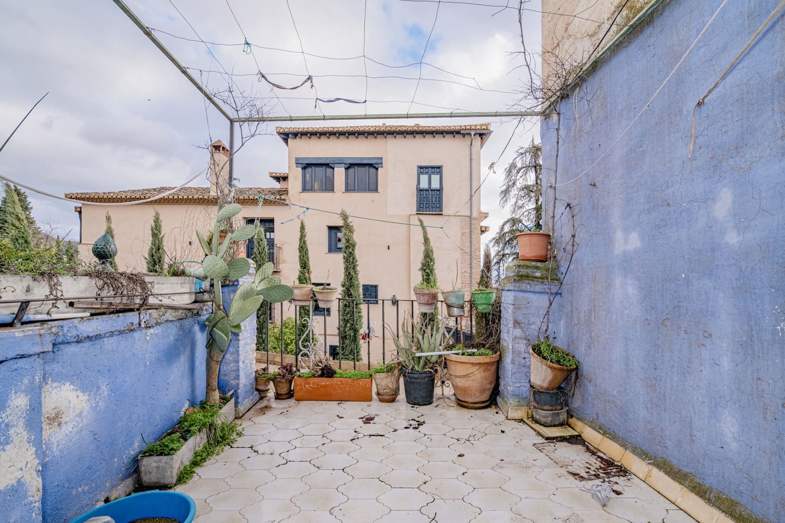 Townhouse for sale in Granada city - € 1,490,000 (Ref: 9566695)