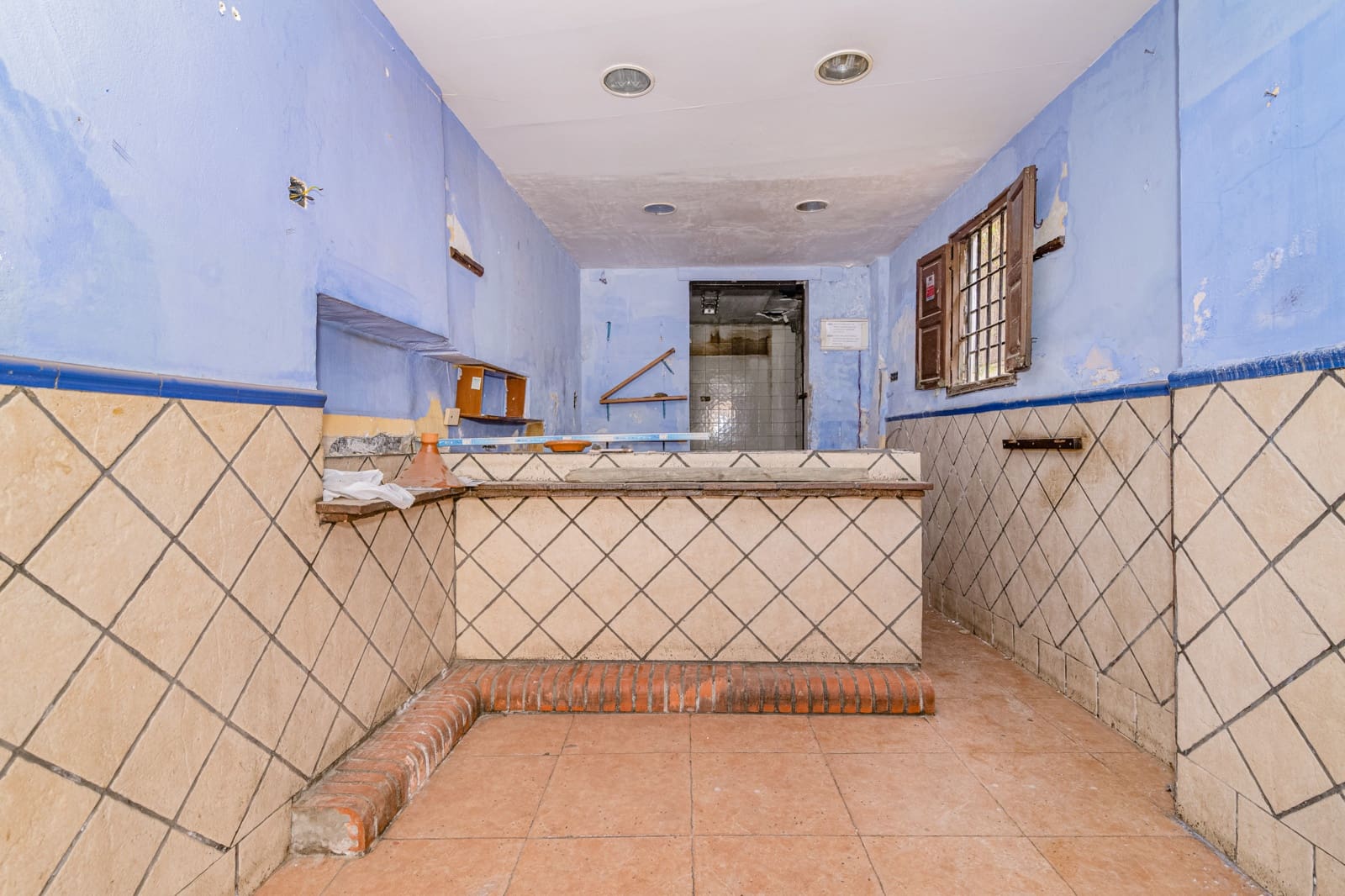 Townhouse for sale in Granada city - € 1,490,000 (Ref: 9566695)