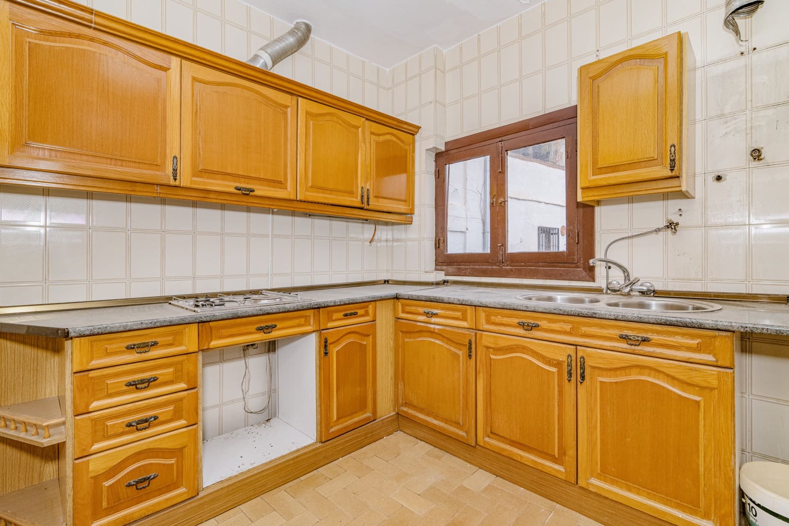 Townhouse for sale in Granada city - € 1,490,000 (Ref: 9566695)