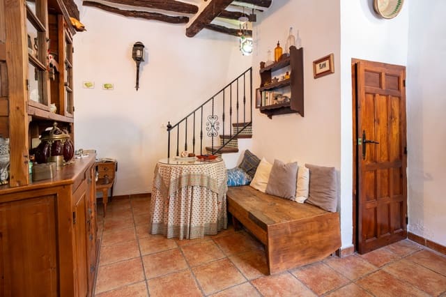 1 soverom Rekkehus til salgs i Albaicin, Granada by - € 225 000 (Ref: 9852288)