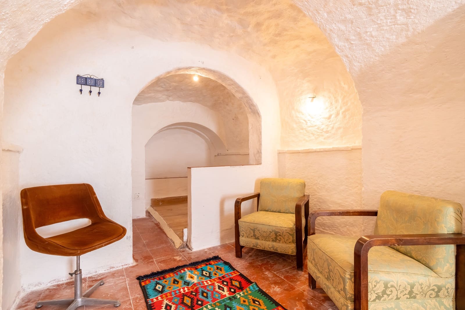 Hulehus til salg i Granada by - € 69.900 (Ref: 9852964)