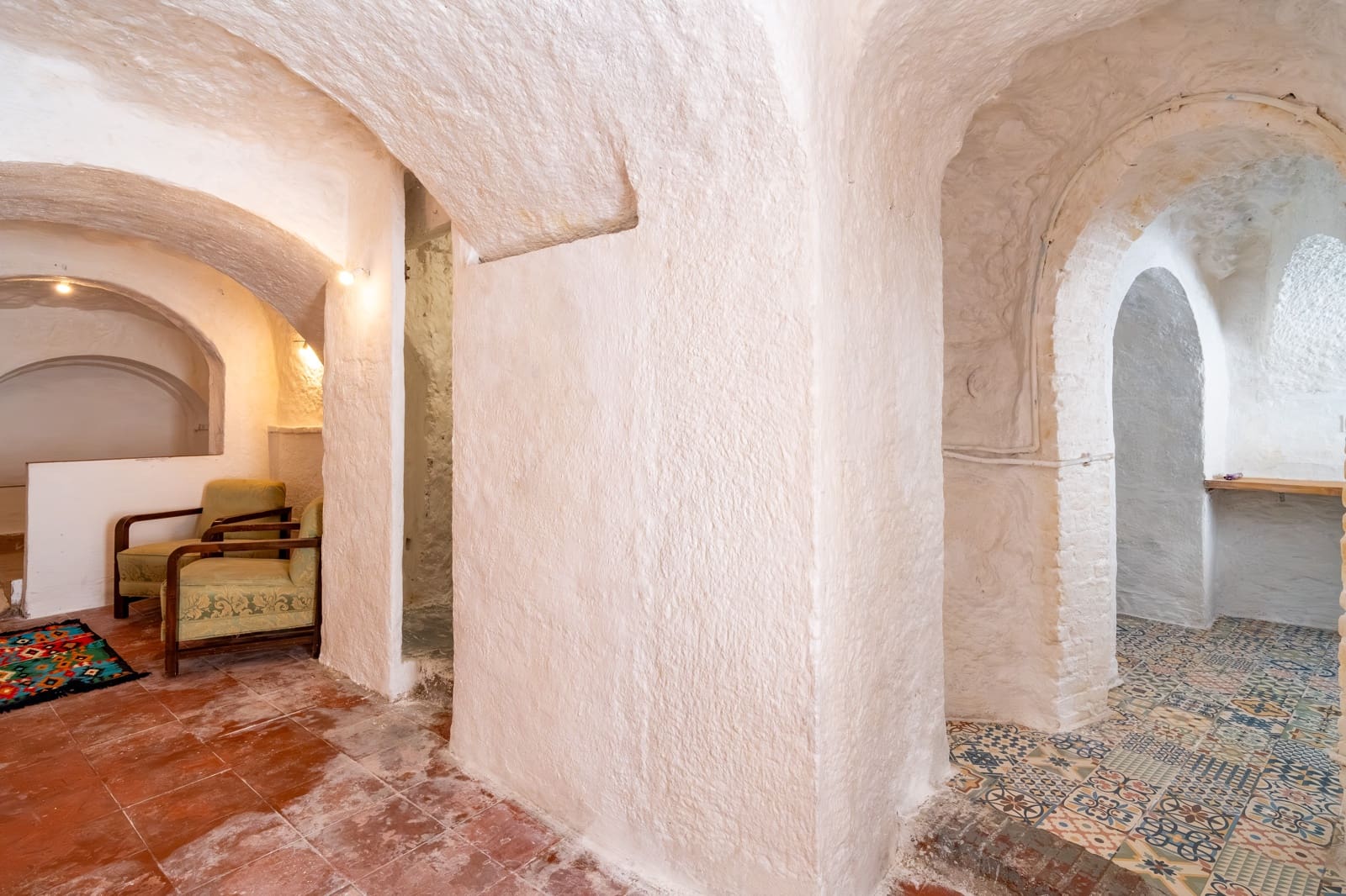 Hulehus til salg i Granada by - € 69.900 (Ref: 9852964)