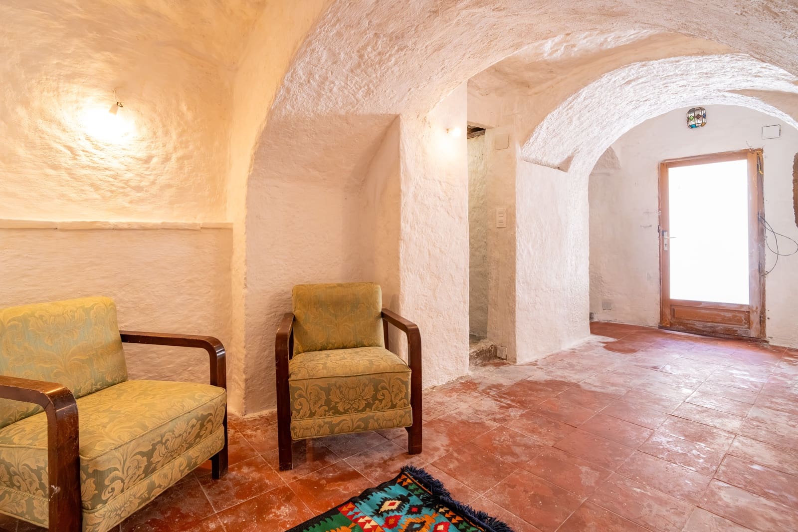 Hulehus til salg i Granada by - € 69.900 (Ref: 9852964)
