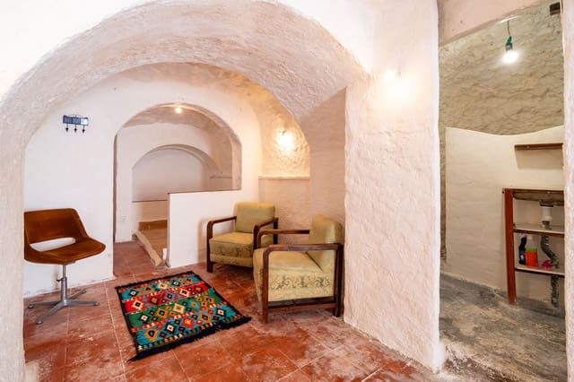 Hulehus til salg i Albaicin, Granada by - € 69.900 (Ref: 9852964)