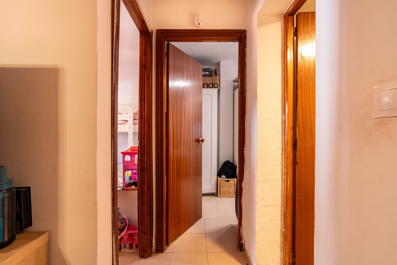 2 sovrum Radhus till salu i Granada stad - 99 900 € (Ref: 9882533)
