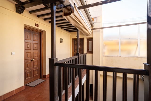 1 soverom Leilighet til salgs i Albaicin, Granada by - € 209 000 (Ref: 9882560)