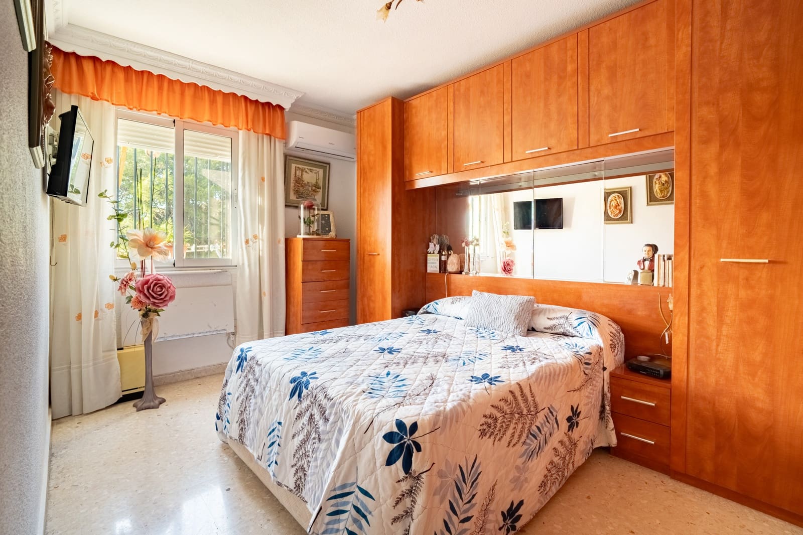 Appartement à vendre à Grenade ville avec garage - 167 900 € (Ref: 9895021)