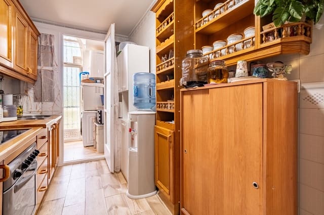 Appartement à vendre à Albaicin, Grenade ville avec garage - 167 900 € (Ref: 9895021)