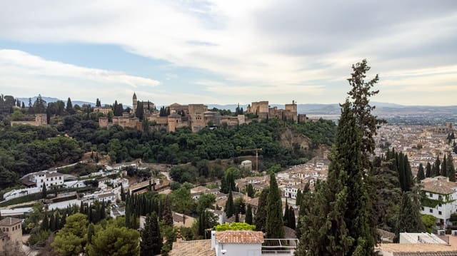 3 soveværelse Hulehus til salg i Albaicin, Granada by - € 155.900 (Ref: 9911640)
