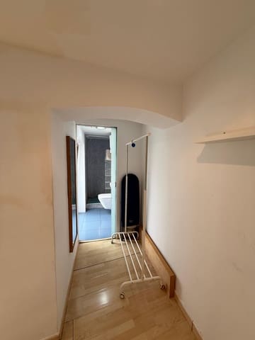 Studio til salg i Albaicin, Granada by - € 125.000 (Ref: 9914035)