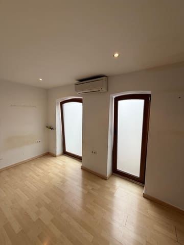 Studio til salg i Albaicin, Granada by - € 125.000 (Ref: 9914035)