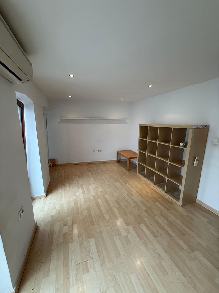 Studio til salg i Granada by - € 125.000 (Ref: 9914035)