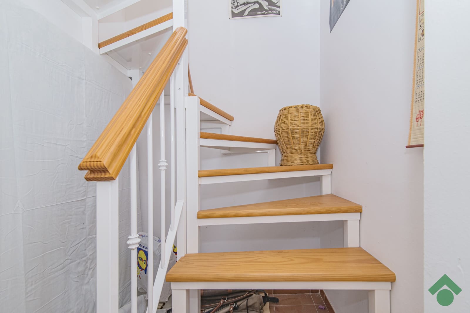 3 soveværelse Rækkehus til salg i Granada by med garage - € 319.900 (Ref: 9924846)