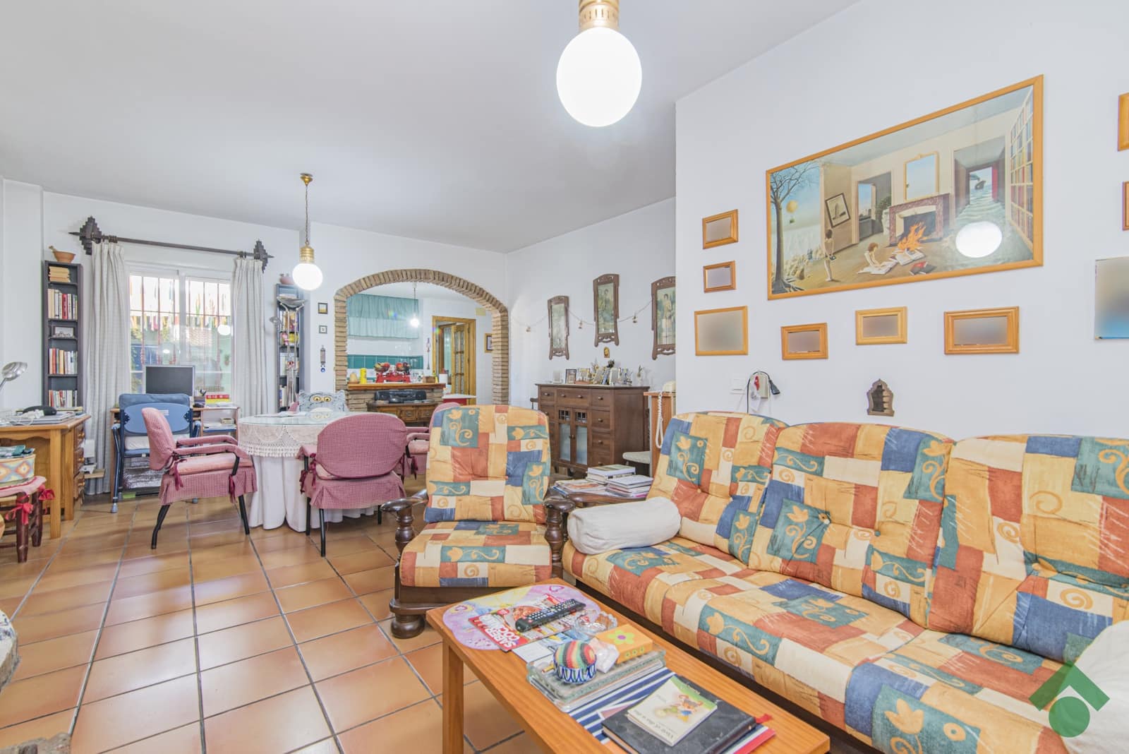 3 soveværelse Rækkehus til salg i Granada by med garage - € 319.900 (Ref: 9924846)