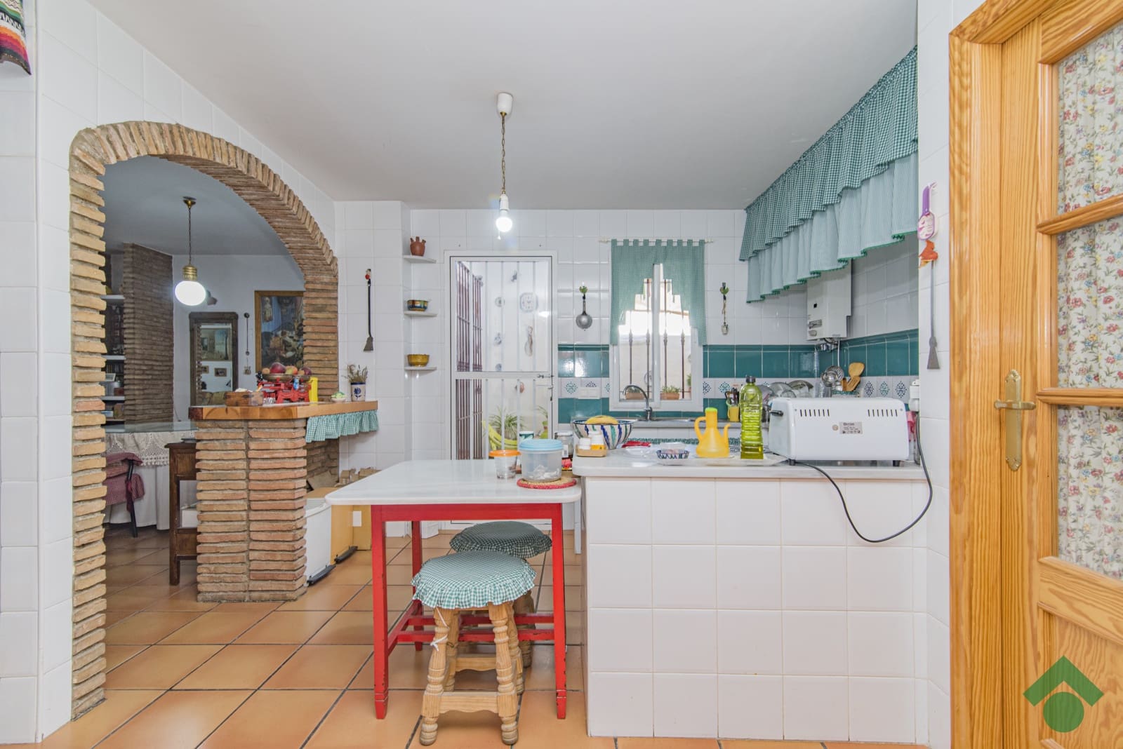 3 soveværelse Rækkehus til salg i Granada by med garage - € 319.900 (Ref: 9924846)
