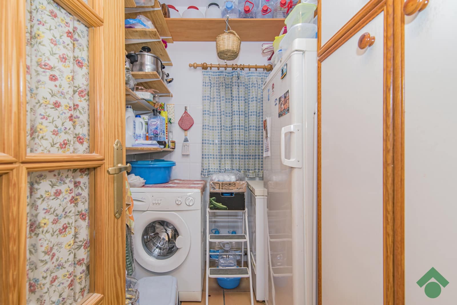 3 soveværelse Rækkehus til salg i Granada by med garage - € 319.900 (Ref: 9924846)