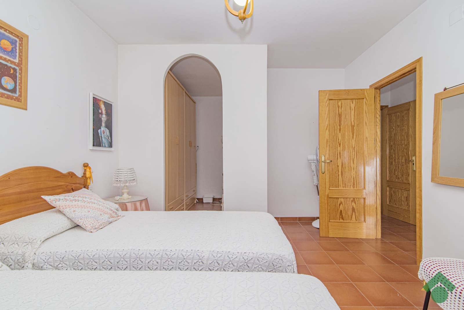 3 soveværelse Rækkehus til salg i Granada by med garage - € 319.900 (Ref: 9924846)