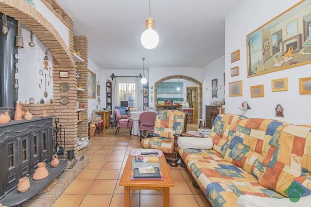 3 soveværelse Rækkehus til salg i Albaicin, Granada by med garage - € 319.900 (Ref: 9924846)