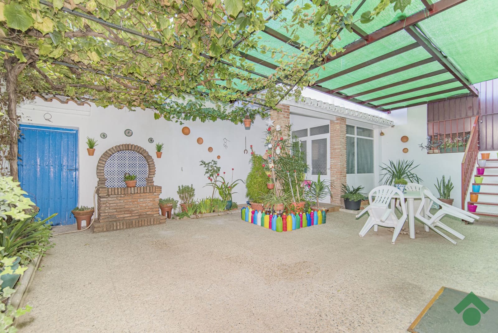 3 soveværelse Rækkehus til salg i Granada by med garage - € 319.900 (Ref: 9924846)