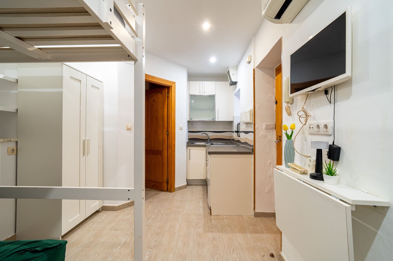 1 chambre Studio à vendre à Grenade ville - 79 900 € (Ref: 9948593)