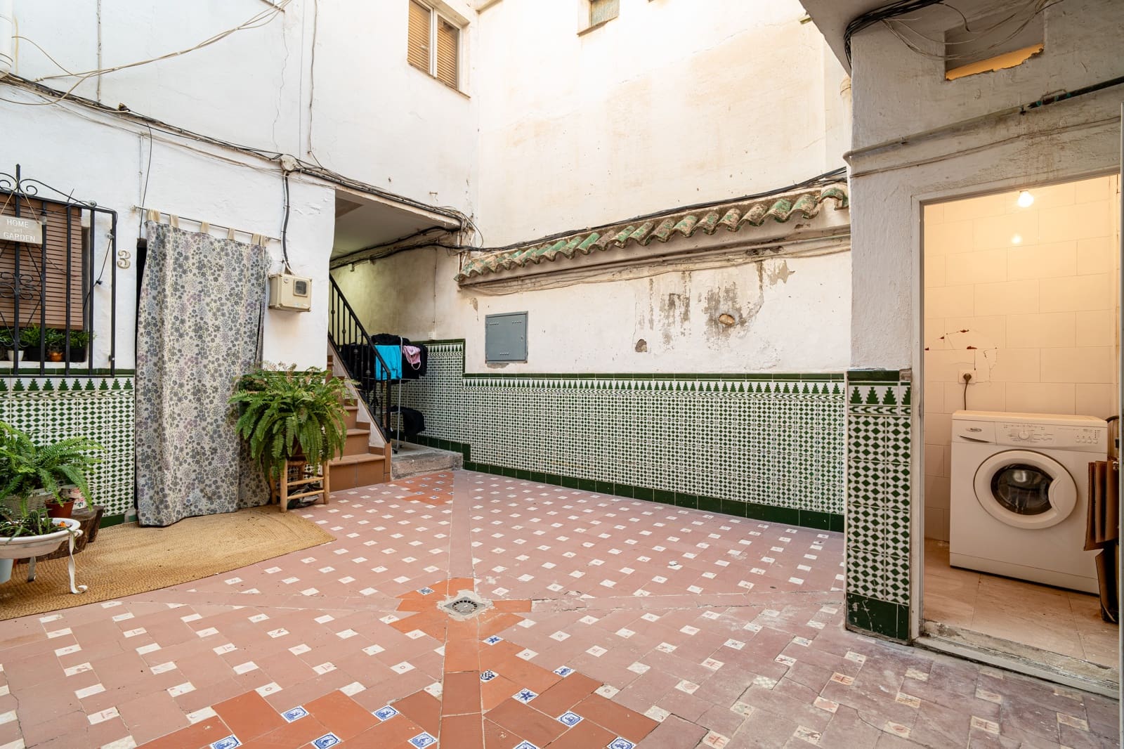 1 chambre Studio à vendre à Grenade ville - 79 900 € (Ref: 9948593)