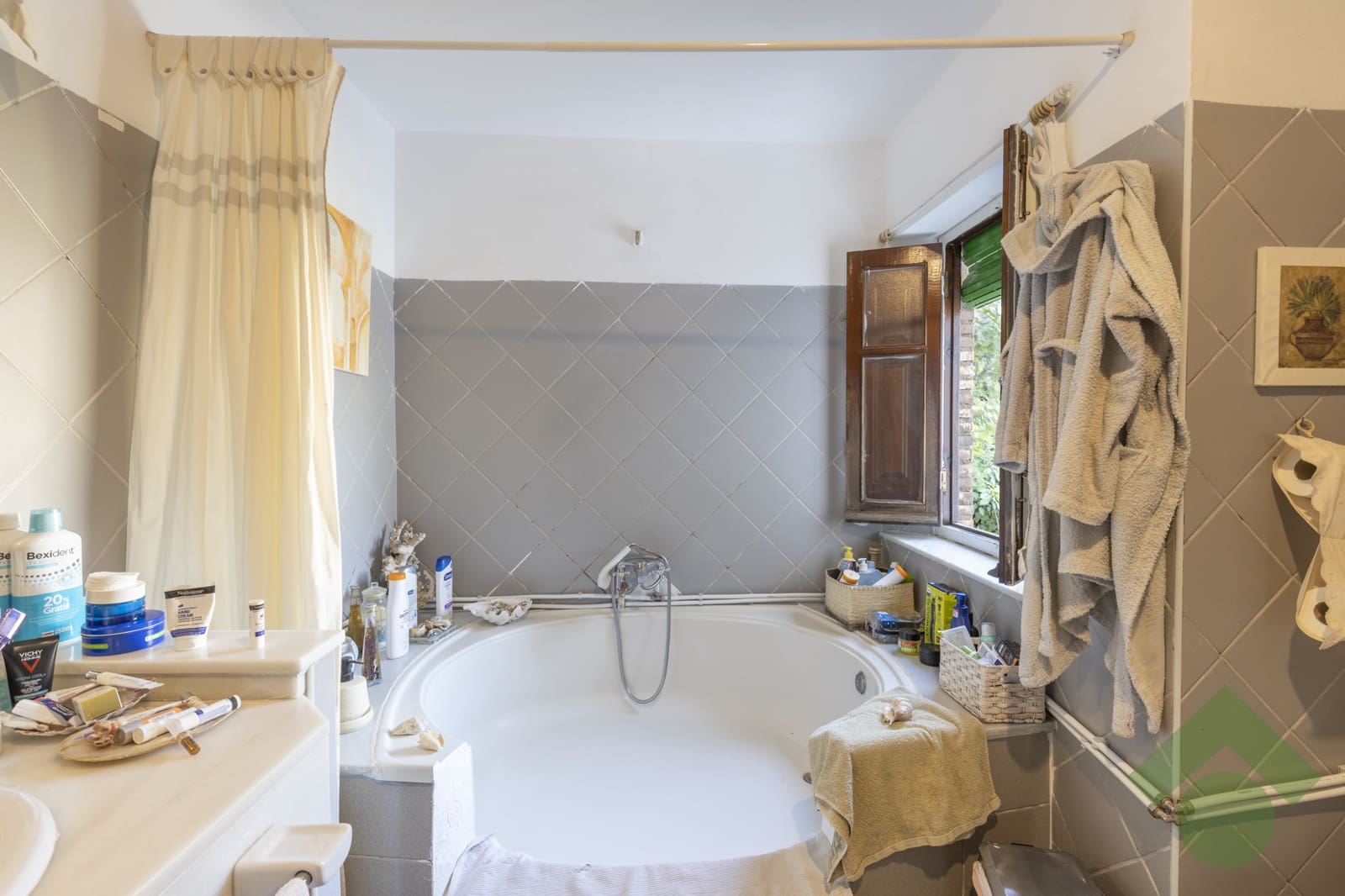 3 sypialnia Willa na sprzedaż w Miasto Grenada z basenem - 1 070 000 € (Ref: 9950432)