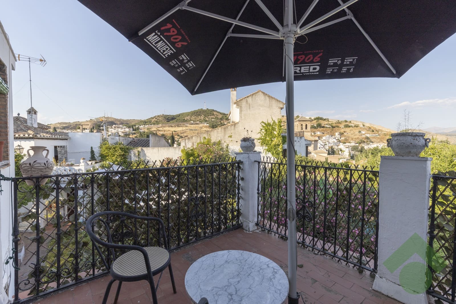 3 sypialnia Willa na sprzedaż w Miasto Grenada z basenem - 1 070 000 € (Ref: 9950432)