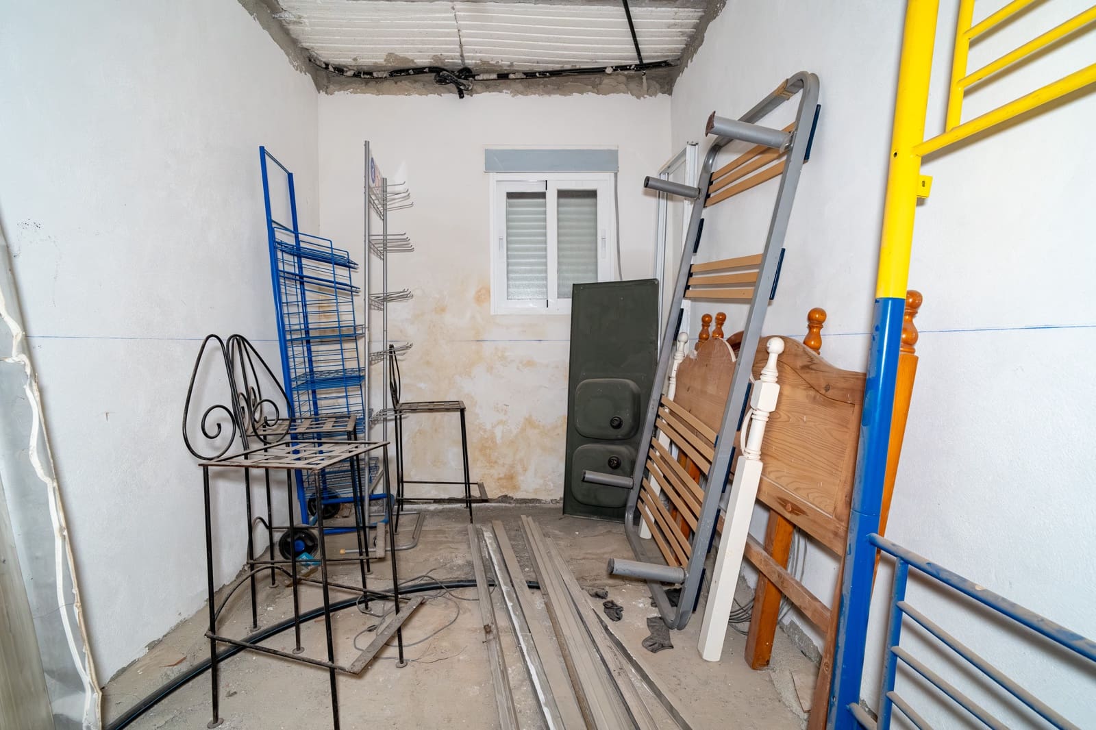 4 bedroom Townhouse for sale in Granada city - € 139,000 (Ref: 9961097)