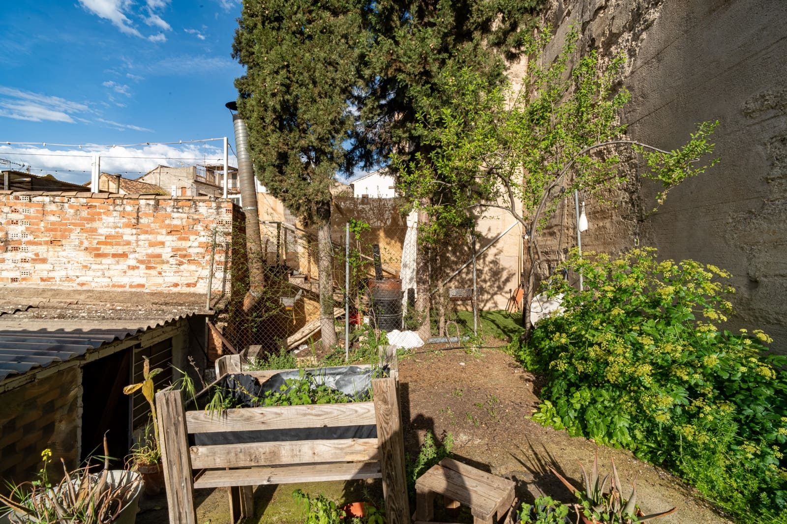 4 slaapkamer Huis te koop in Granada stad - € 239.000 (Ref: 9965599)