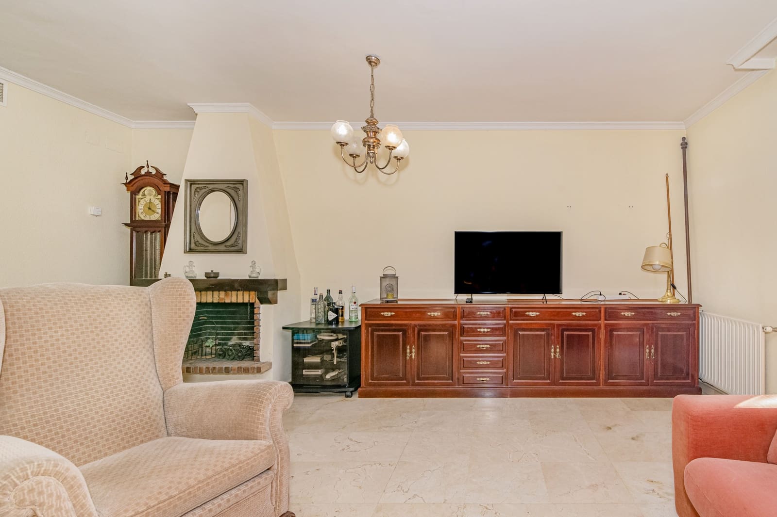 3 soveværelse Byhus til salg i Granada by med swimmingpool garage - € 349.900 (Ref: 9972276)