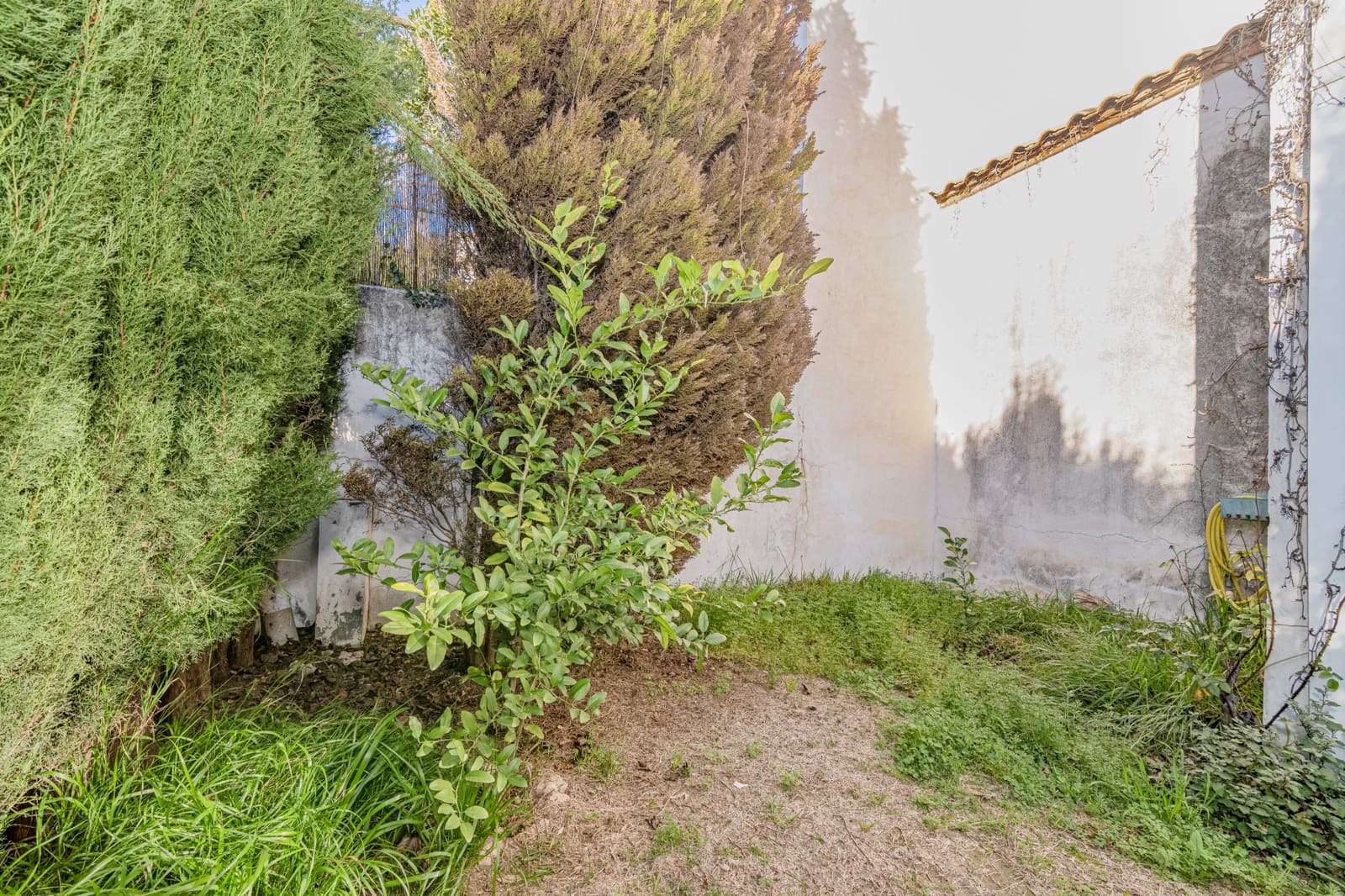 3 soveværelse Byhus til salg i Granada by med swimmingpool garage - € 349.900 (Ref: 9972276)