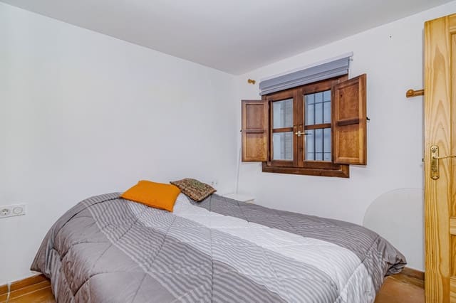 2 soverom Hus til salgs i Albaicin, Granada by - € 179 900 (Ref: 9972277)