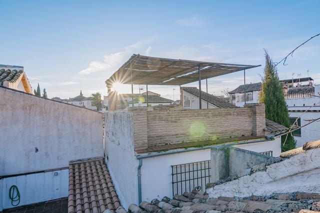 2 soverom Hus til salgs i Albaicin, Granada by - € 179 900 (Ref: 9972277)