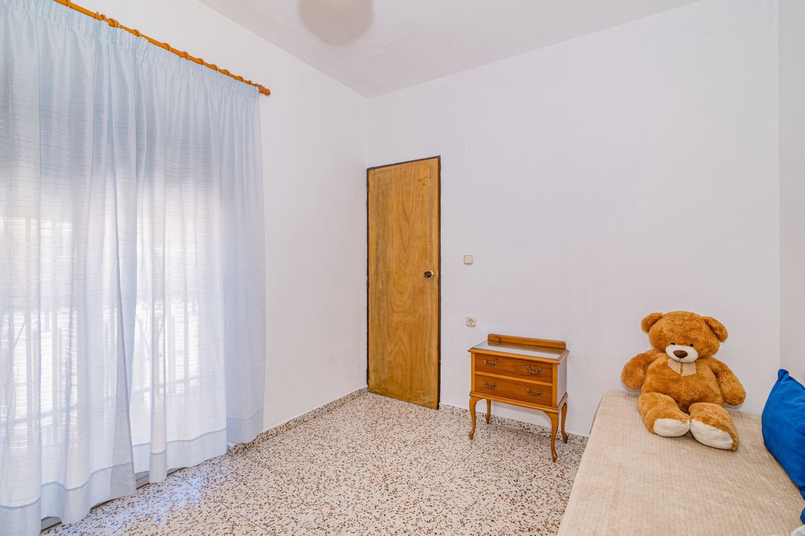 6 soverom Hus til salgs i Granada by med svømmebasseng garasje - € 499 900 (Ref: 9972280)